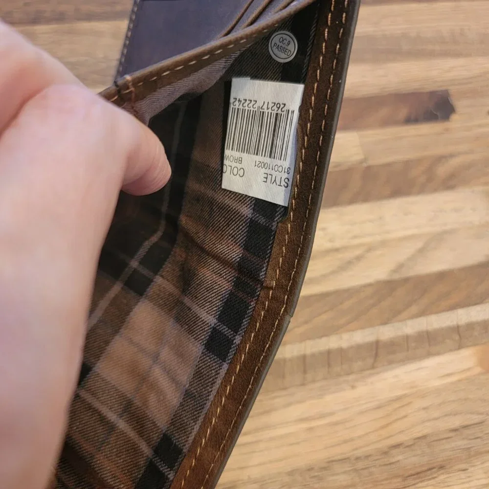 Columbia RFID Extra Capacity Trifold Wallet - Brown